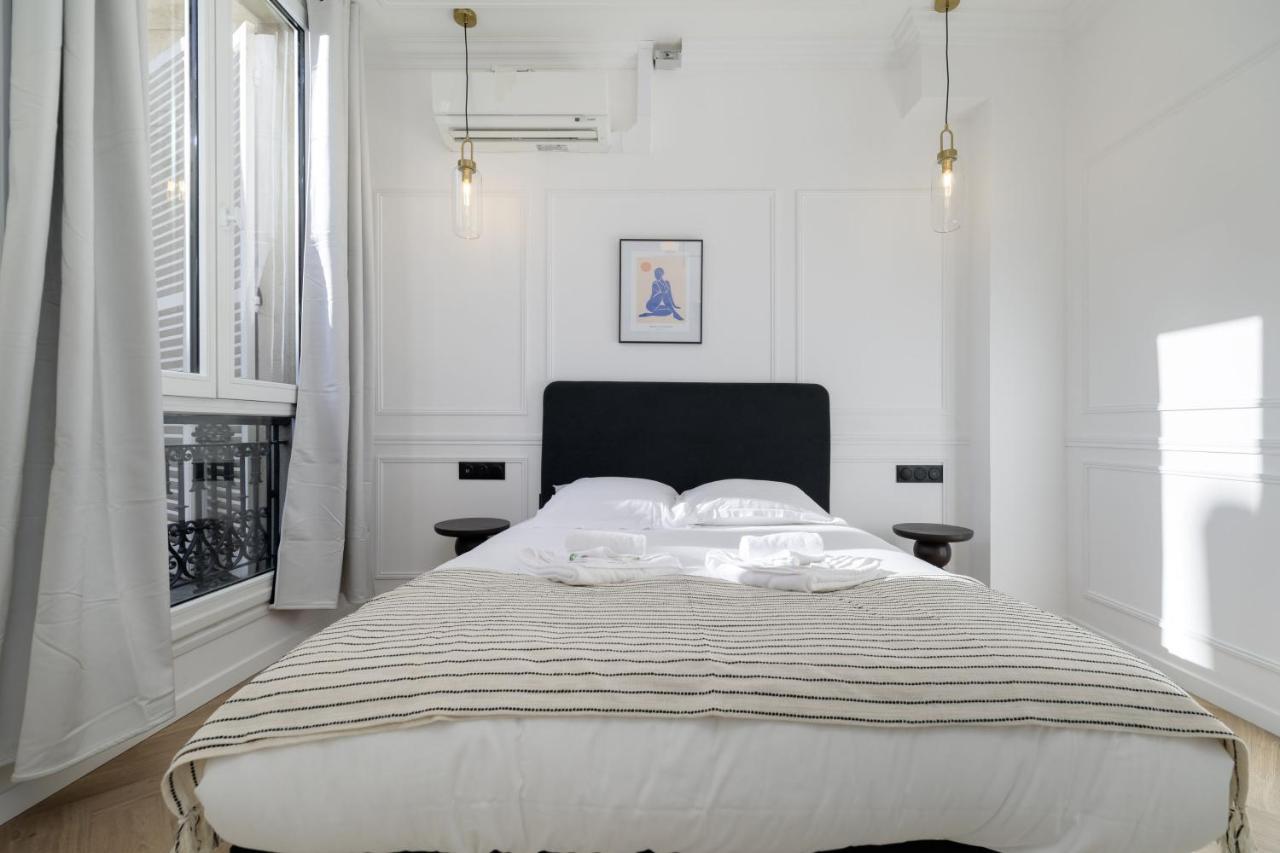 Poetic Stay - Champs Elysees Parigi Esterno foto